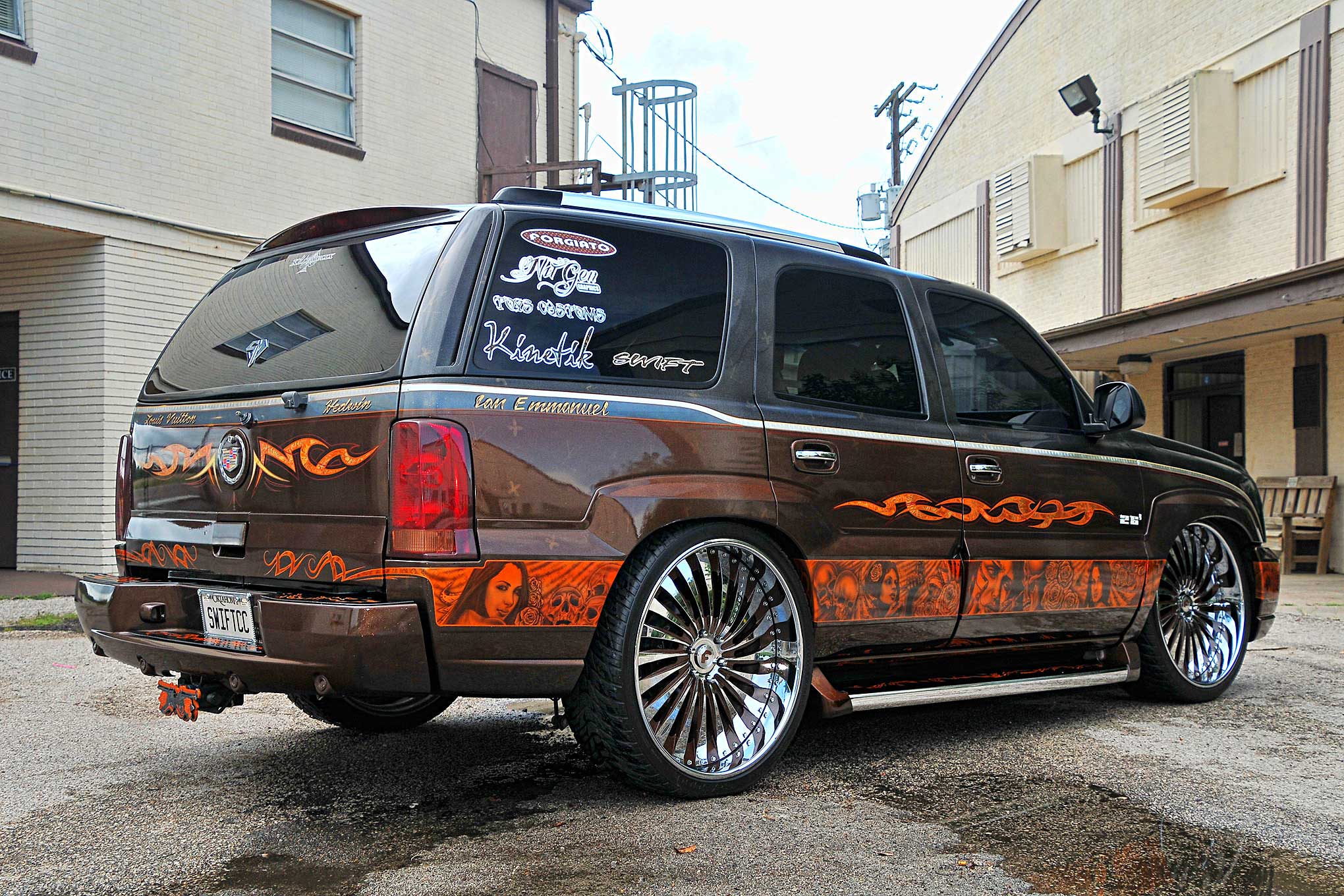 2002 Cadillac Escalade Coffee Crush